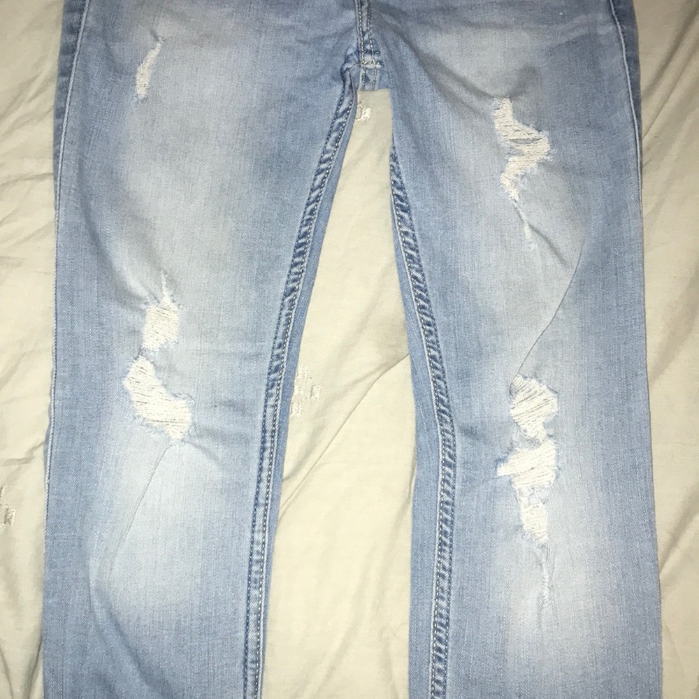 Hollister Skinny Jeans - Picture 5 of 6